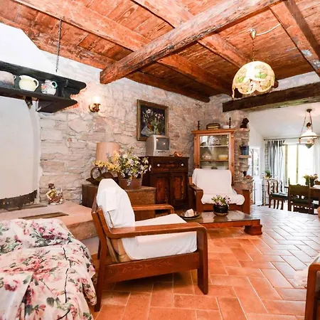Holiday Home In Liznjan/Istrien 8962